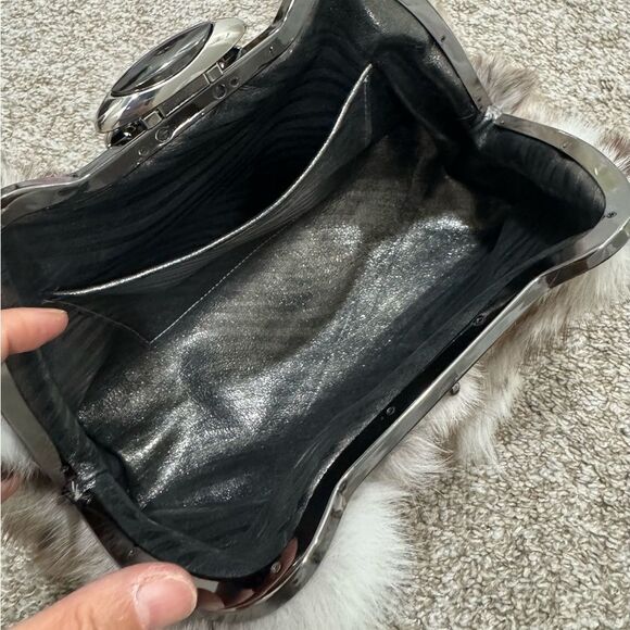 Natural Fox Fur Handmade Unique Metal Frame & Push Lock Shoulder Bag, Crossbody - Picture 15 of 16